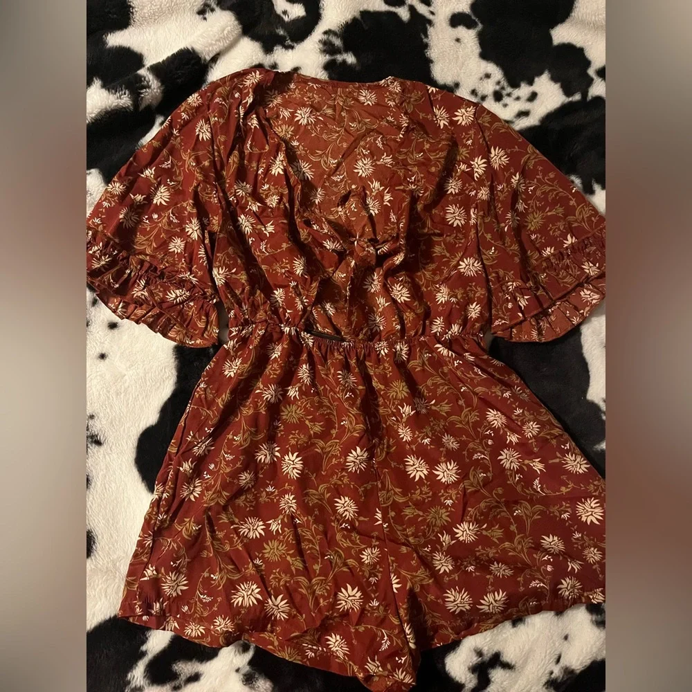 ROMWE medium romper - Picture 1 of 2